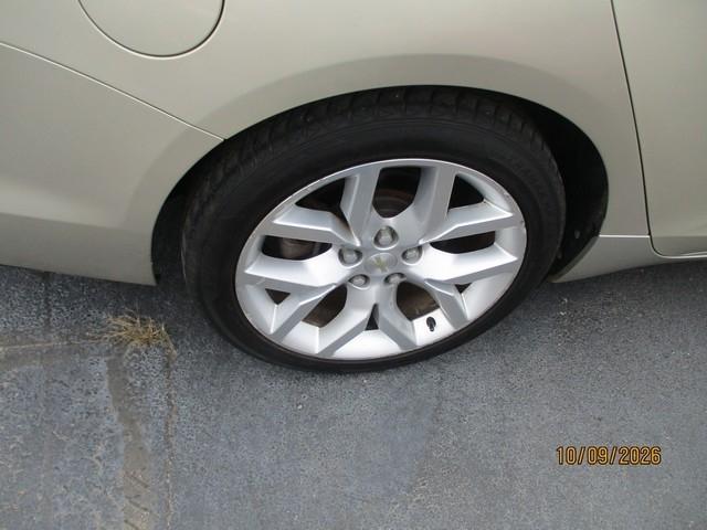 Chevrolet Impala photo 15