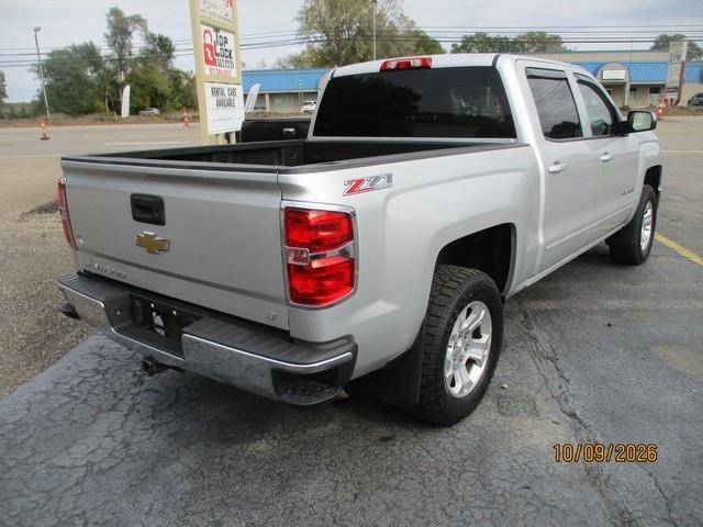 Chevrolet Silverado photo 4