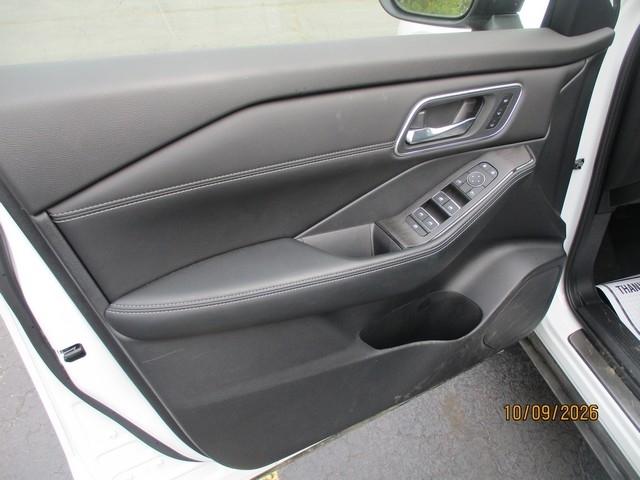 Nissan Rogue Platinum AWD 2026