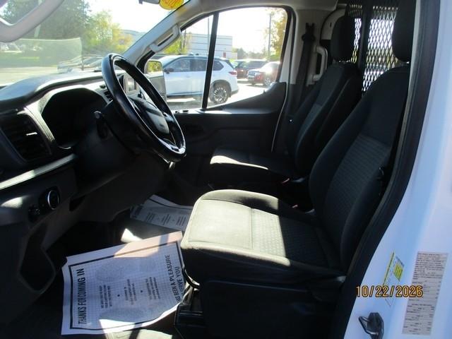 Ford Transit 250 Van Low Roof w/Sliding Pass. 130-in. WB 2020