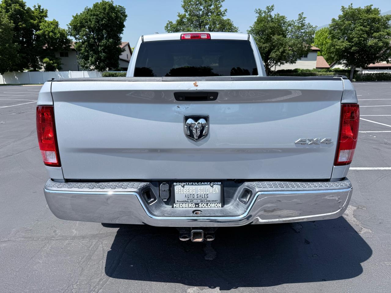 RAM 1500 4WD Quad Cab 140.5" Tradesman 2015