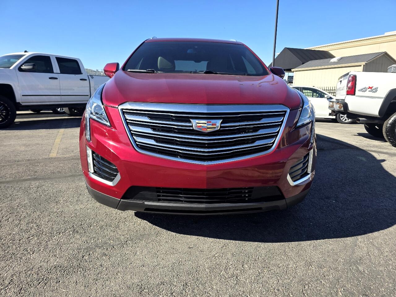 2018 Cadillac XT5 photo 2