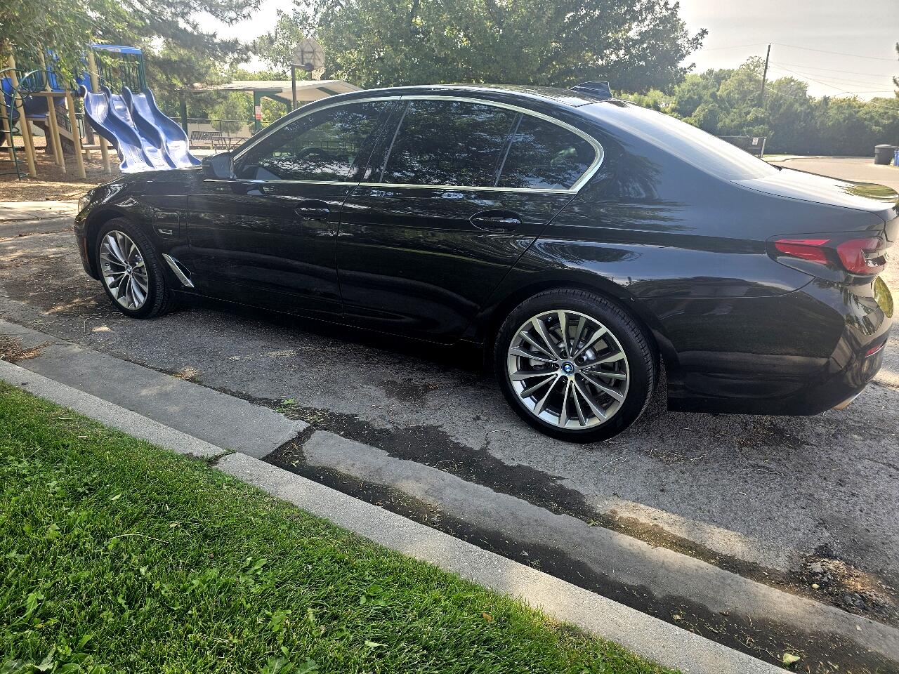 2023 Bmw 530e 5-Series photo 4
