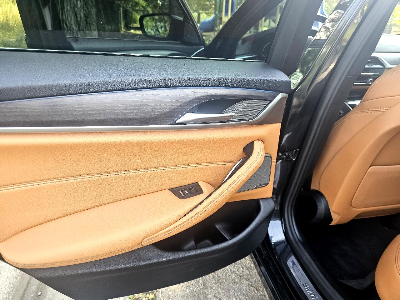 2023 Bmw 530e 5-Series photo 11