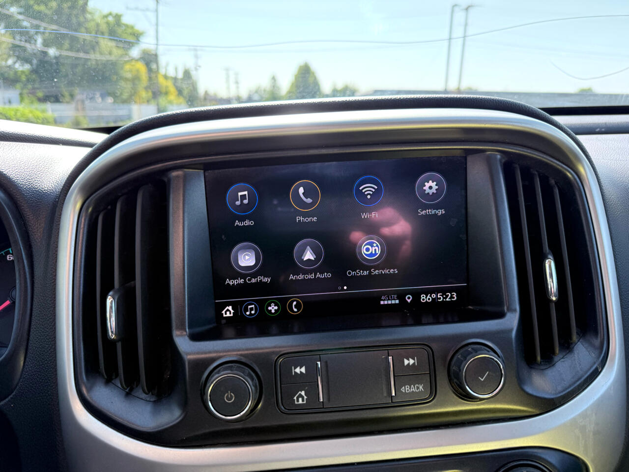 2021 Chevrolet Colorado LT photo 13