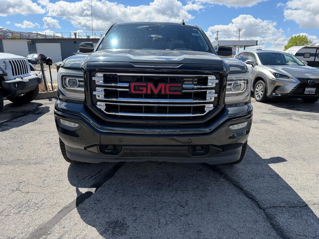 GMC Sierra 1500 4WD Crew Cab 143.5" SLT 2018