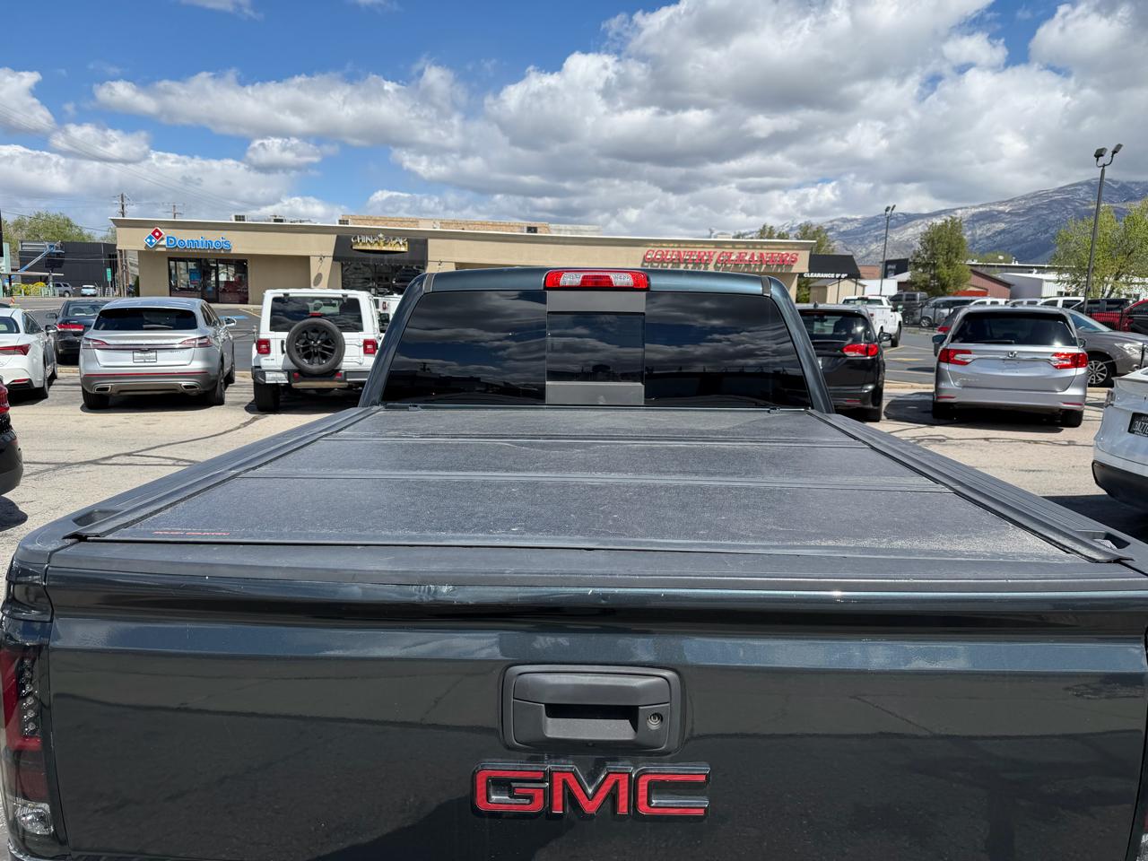 GMC Sierra 1500 4WD Crew Cab 143.5" SLT 2018