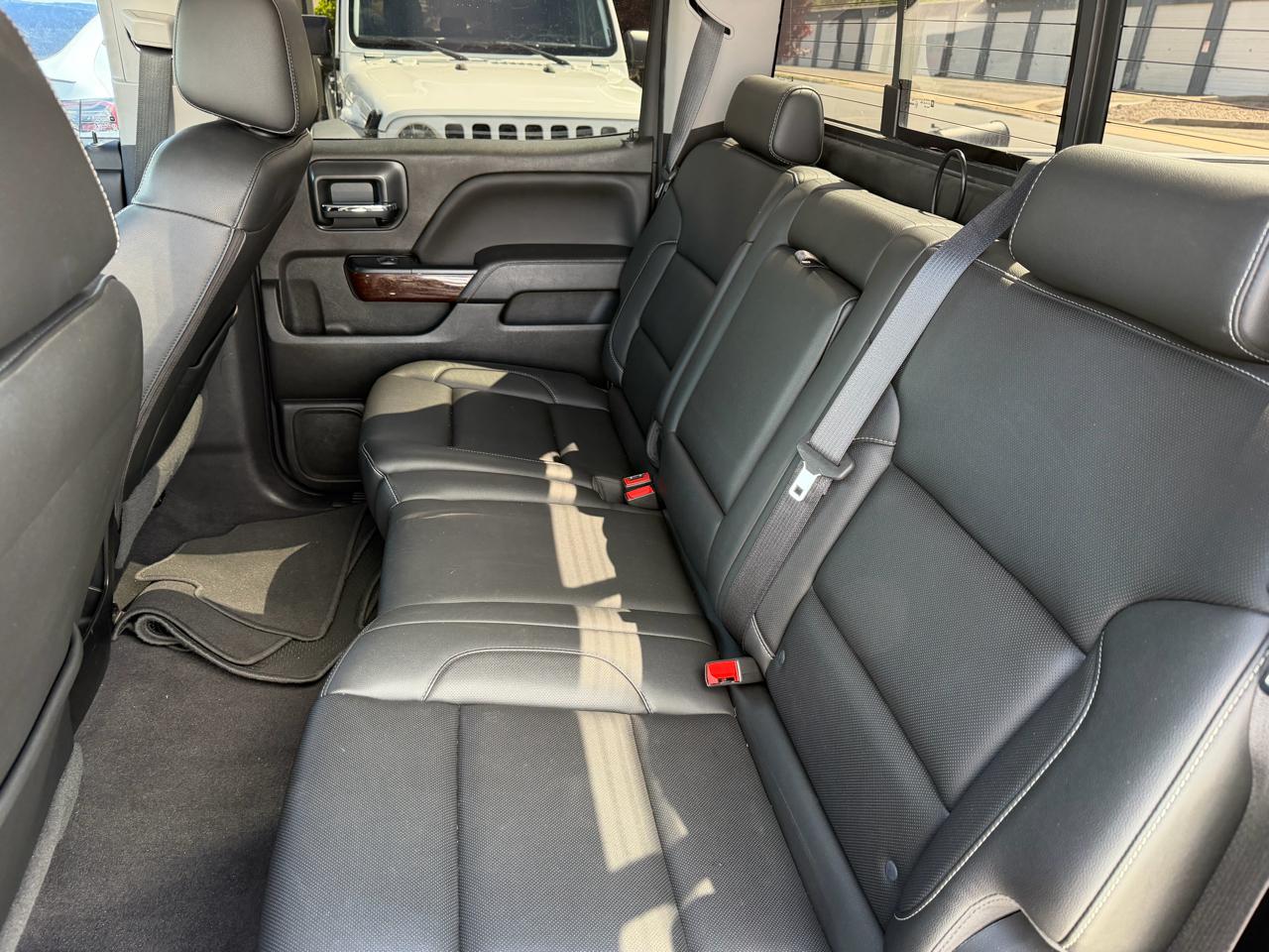 GMC Sierra 1500 4WD Crew Cab 143.5" SLT 2018