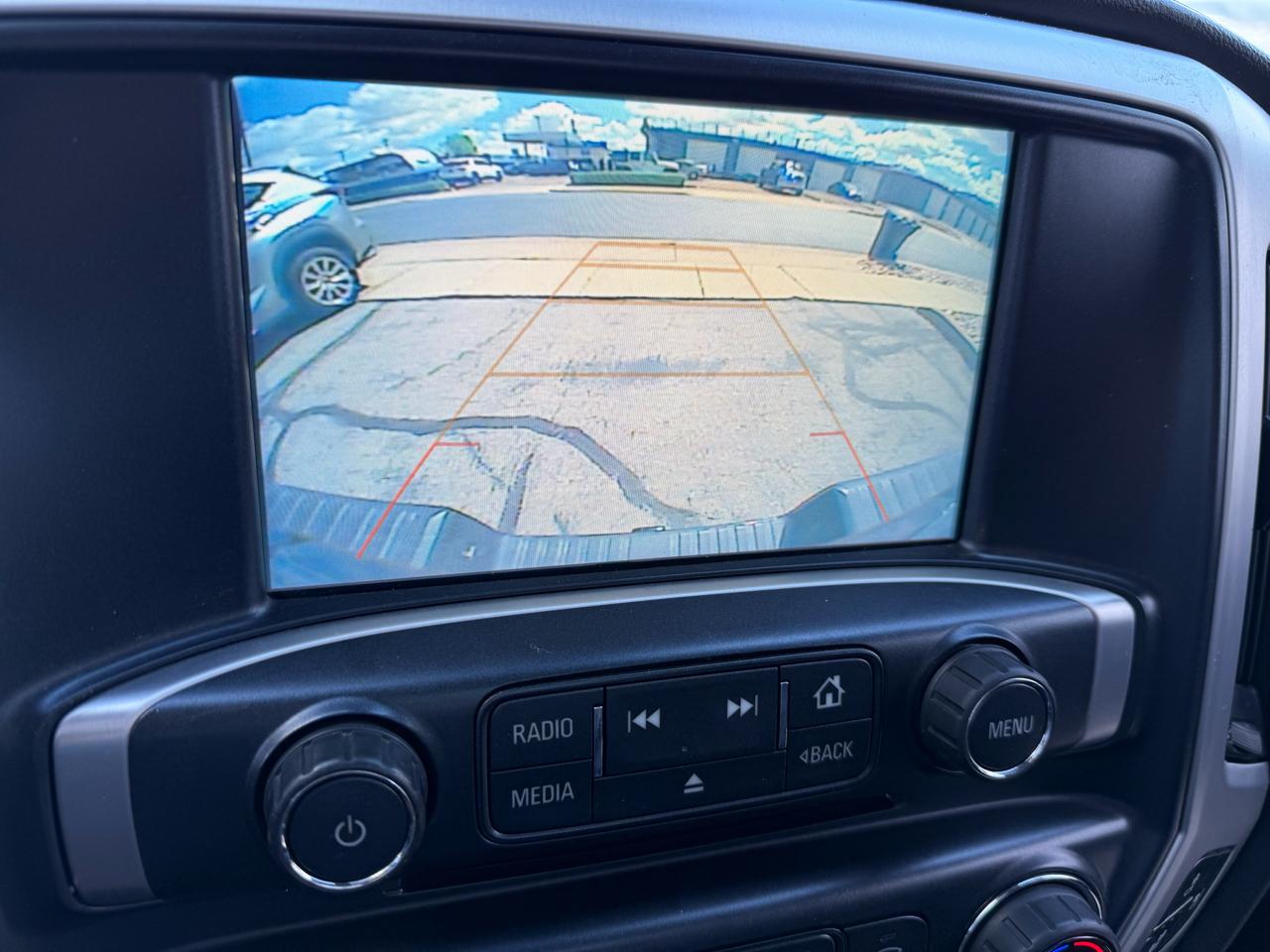 GMC Sierra 1500 4WD Crew Cab 143.5" SLT 2018