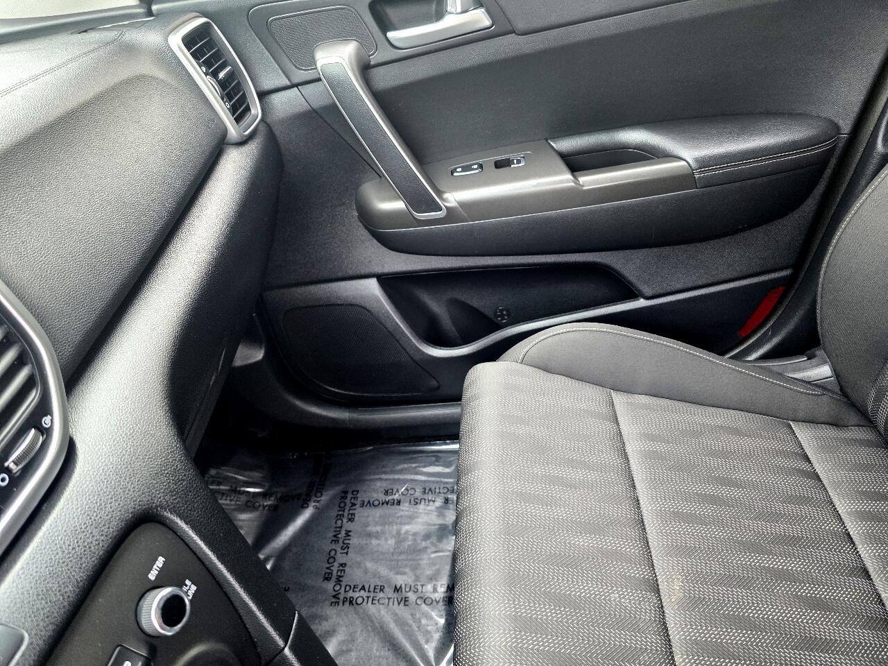 2020 Kia Sportage LX photo 18