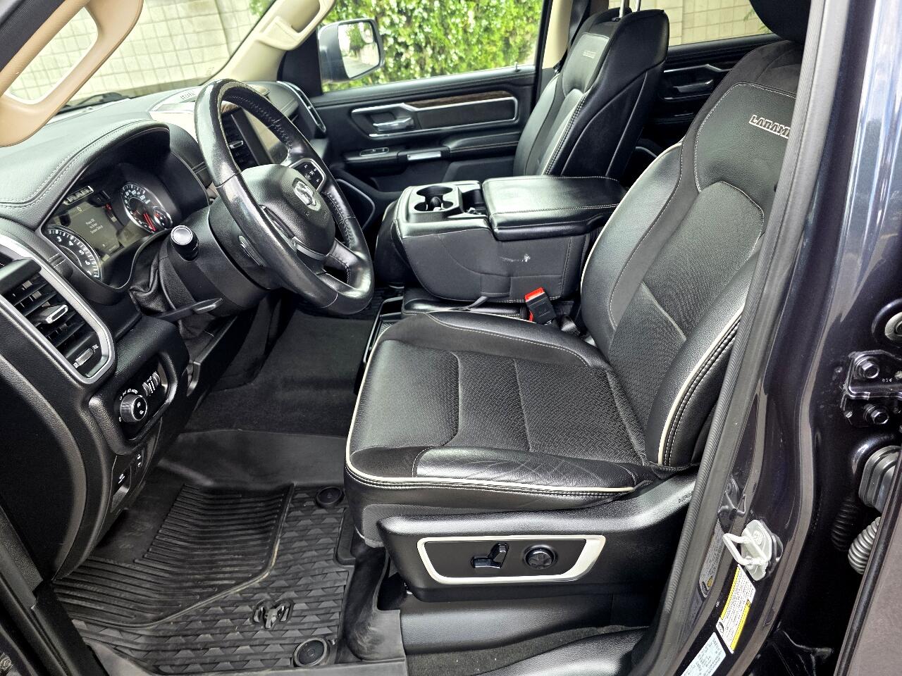 2020 Ram 1500 Laramie photo 10