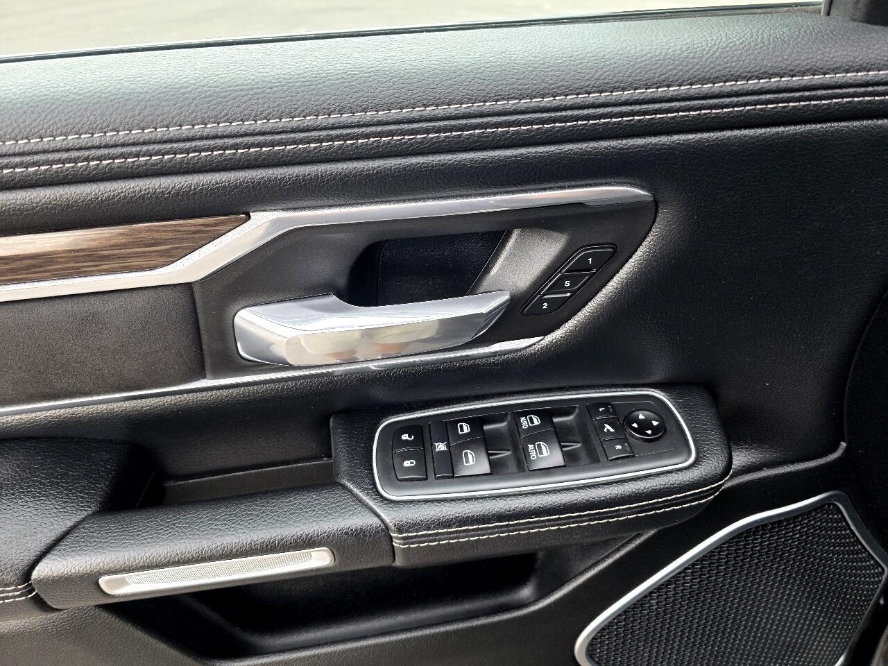2020 Ram 1500 Laramie photo 13