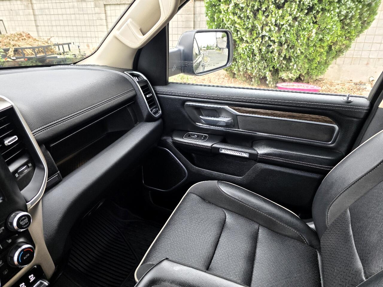 2020 Ram 1500 Laramie photo 20