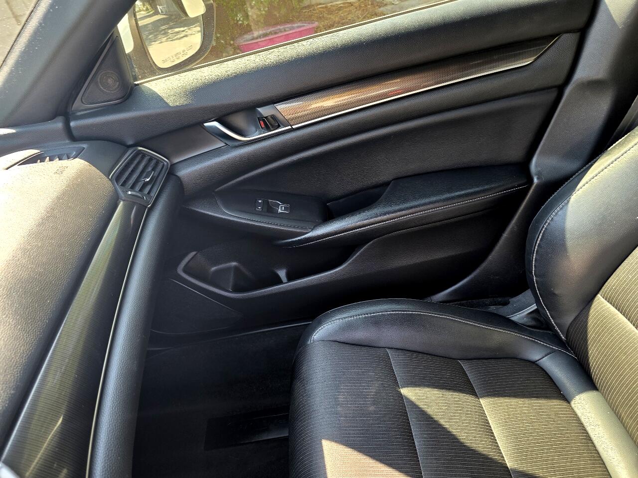 2018 Honda Accord Sport 1.5T photo 15