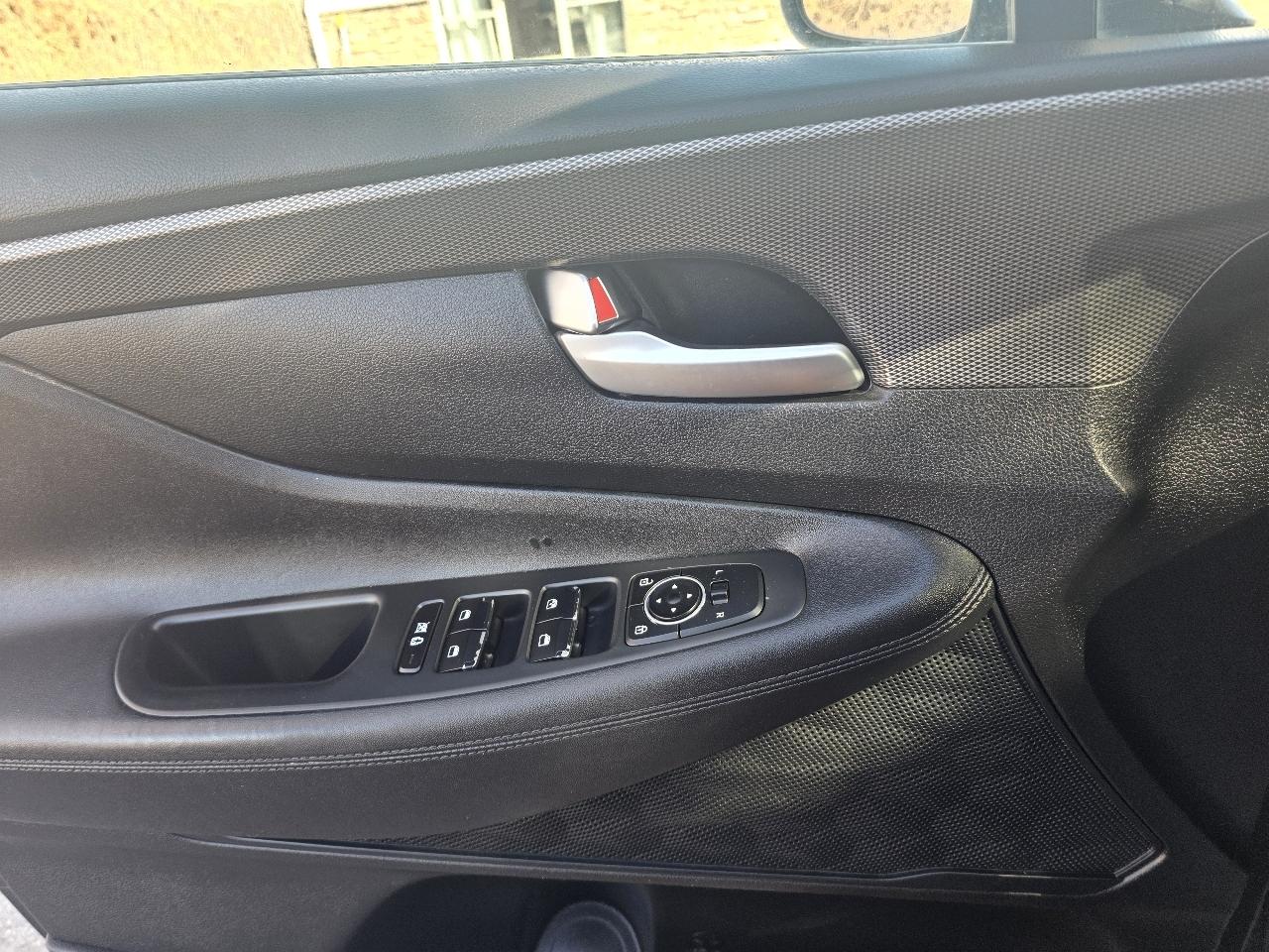 Hyundai Santa Fe SE 2.4L Auto AWD 2019