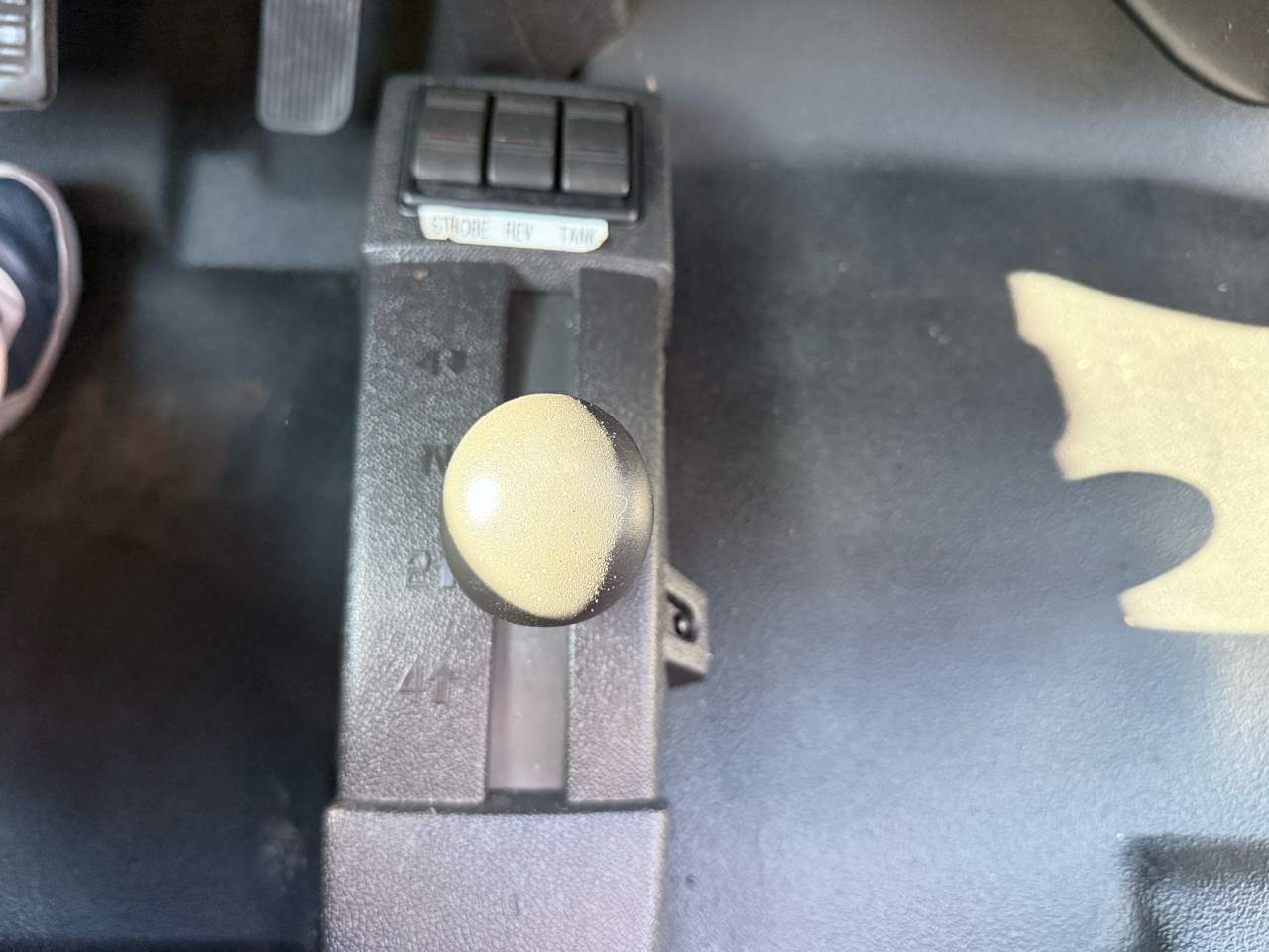 GMC Sierra 3500HD 4WD Ext Cab 158.2" Work Truck 2013