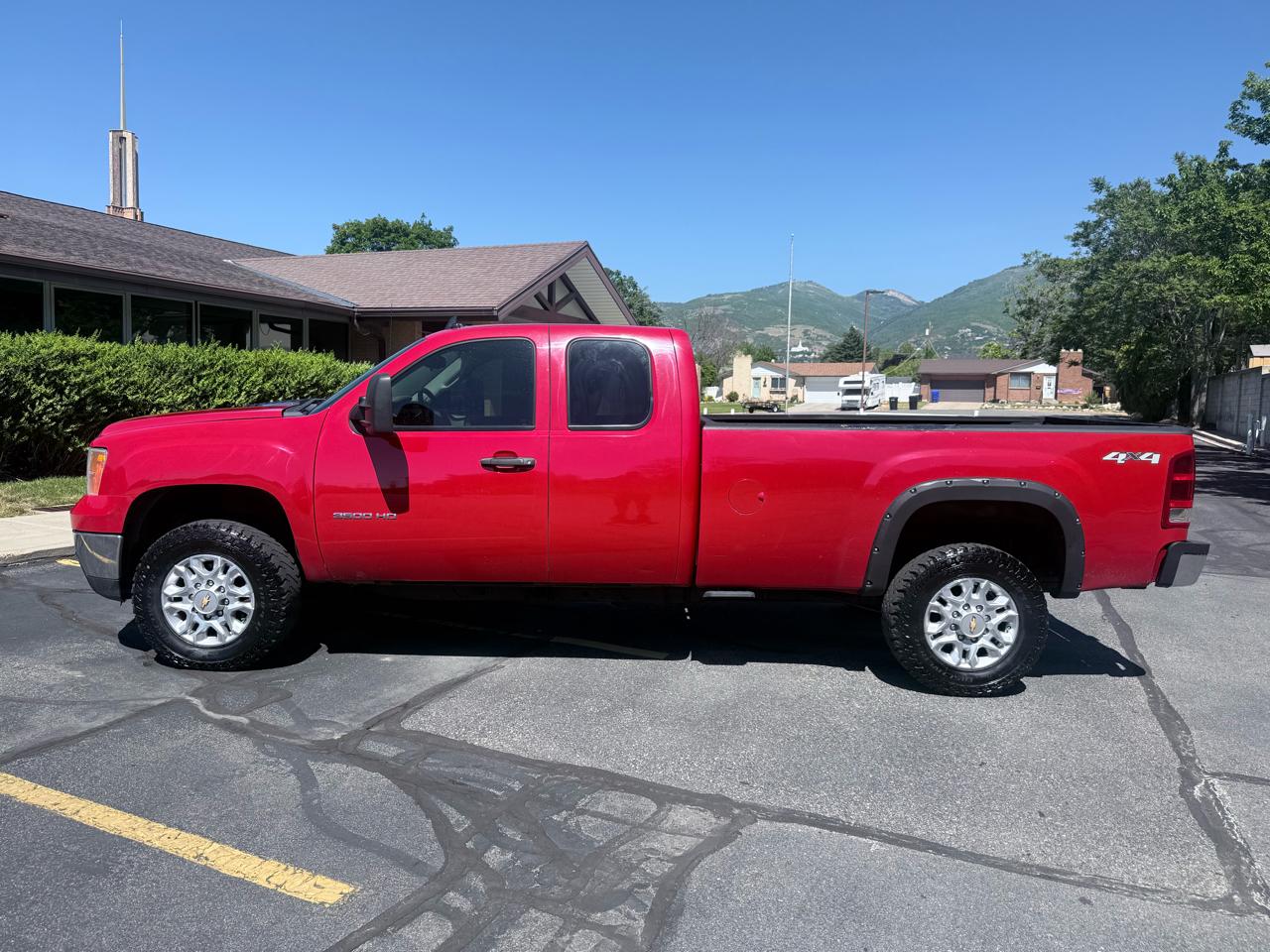 GMC Sierra 3500HD 4WD Ext Cab 158.2" Work Truck 2013