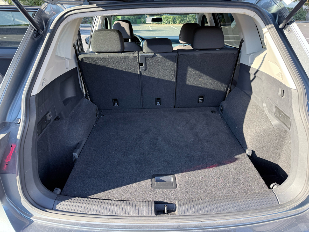 2021 Volkswagen Tiguan S photo 10