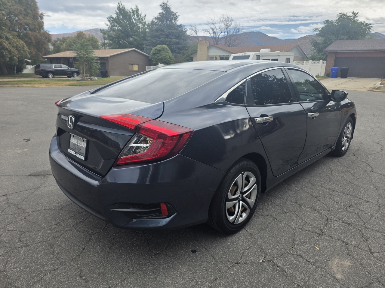 2017 Honda Civic LX photo 4