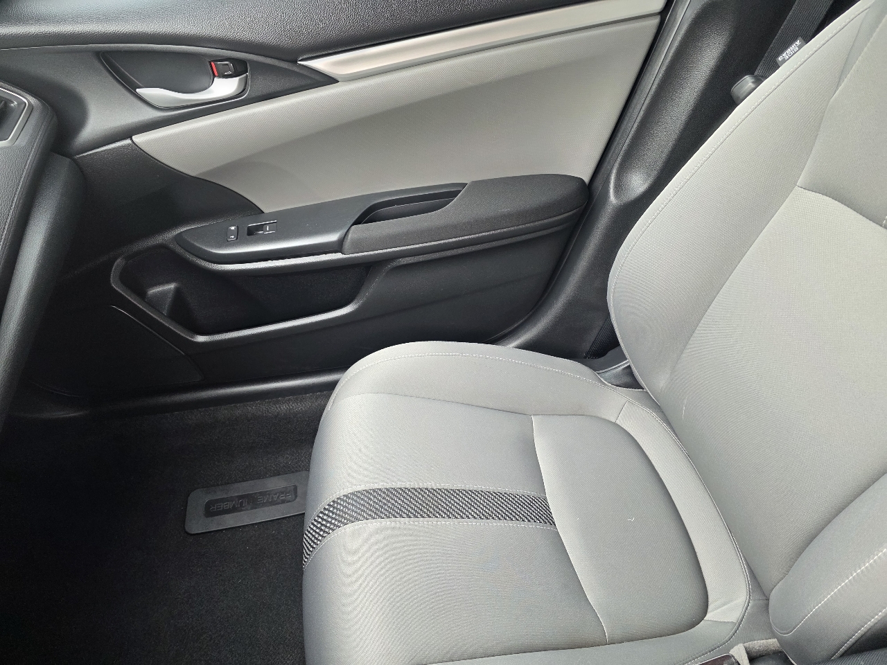 2017 Honda Civic LX photo 14