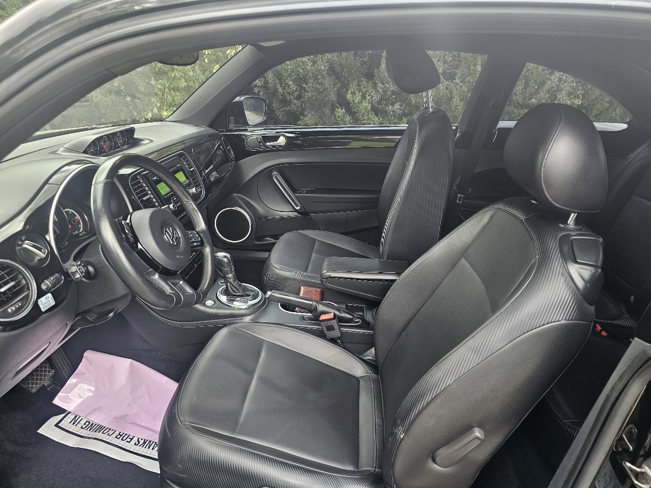 2013 Volkswagen Beetle TDI photo 12