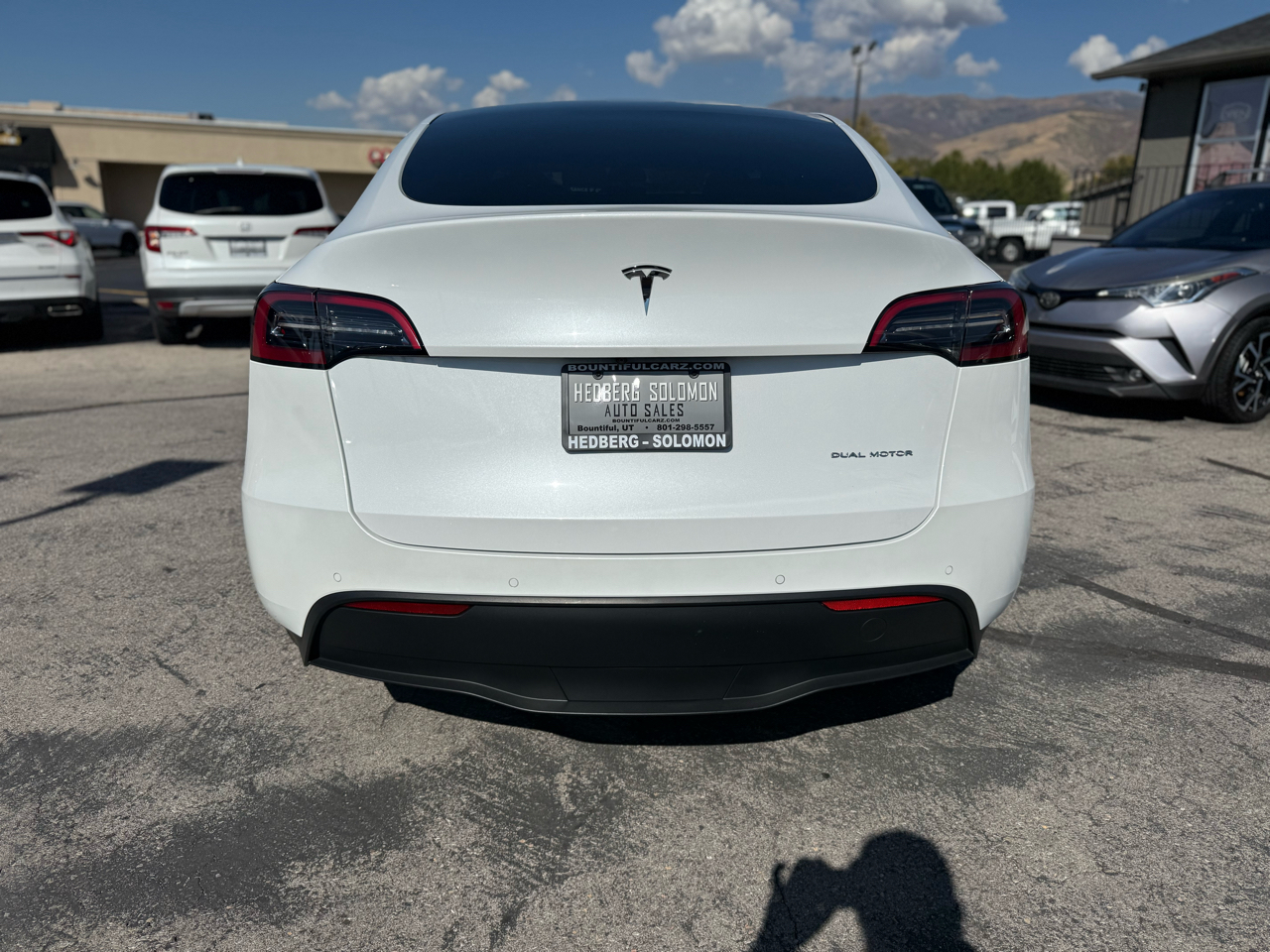 2022 Tesla Model Y Long Range photo 4