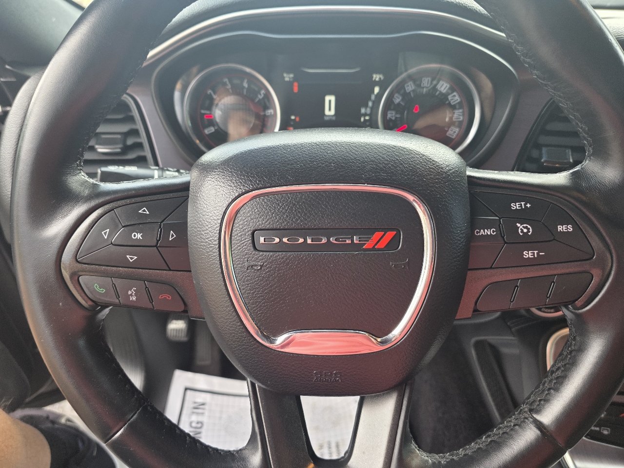 2016 Dodge Challenger SXT photo 13