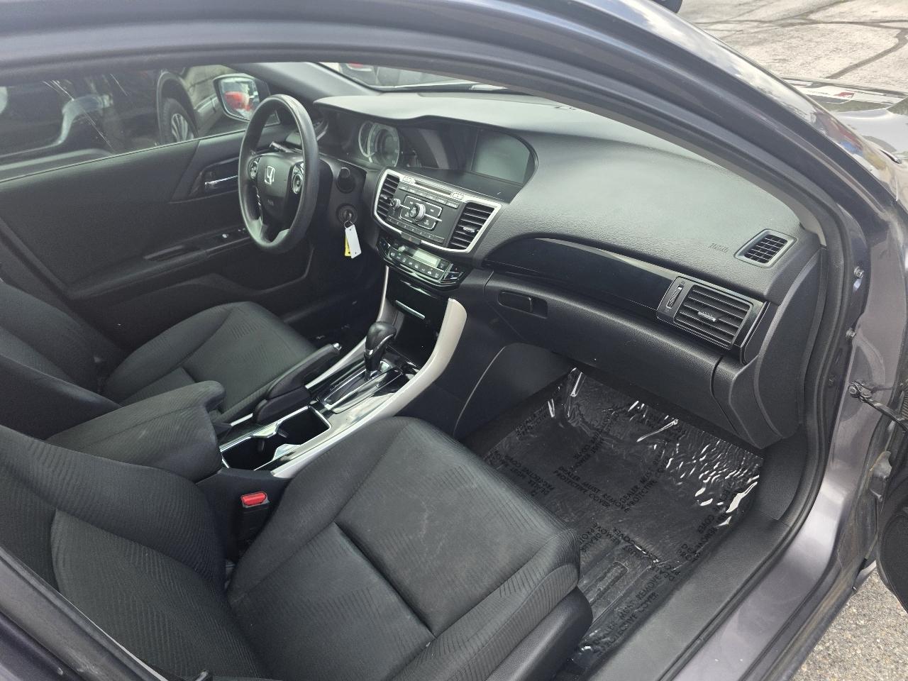 Honda Accord Sedan 4dr I4 CVT LX 2016