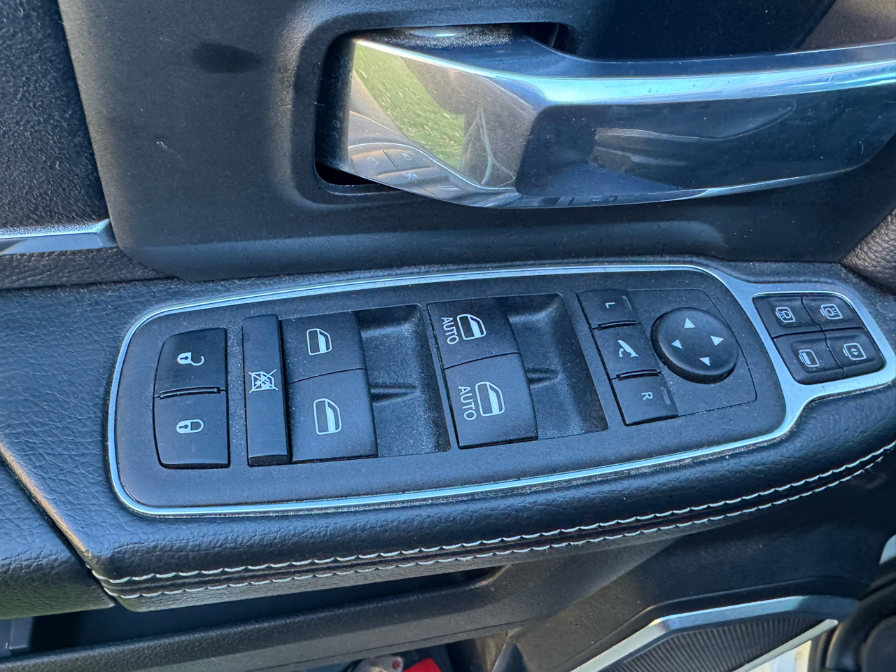 RAM 2500 Laramie 4x4 Crew Cab 6'4" Box 2024 RAM 2500 Laramie 4x4 Crew Cab 6'4" Box 2024