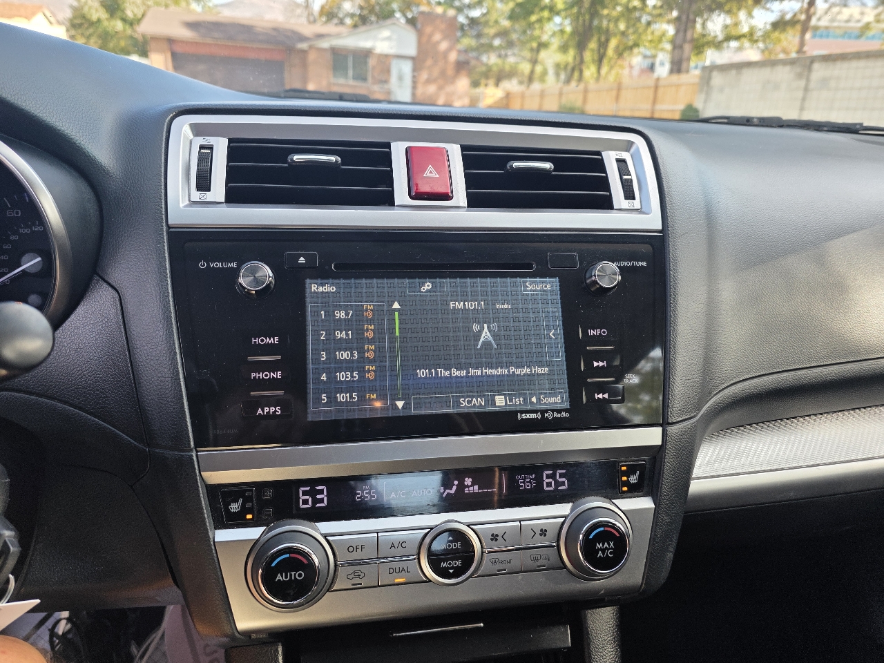 Subaru Legacy 4dr Sdn 2.5i Premium PZEV 2015 Subaru Legacy 4dr Sdn 2.5i Premium PZEV 2015