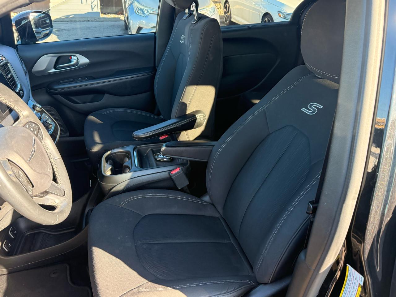 Chrysler Pacifica  2018