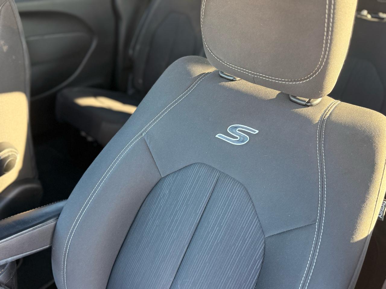 Chrysler Pacifica  2018