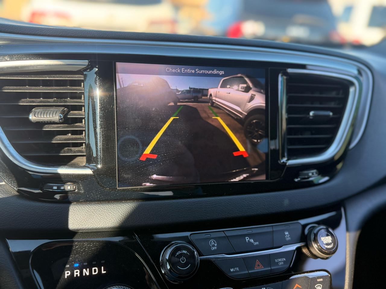 Chrysler Pacifica  2018