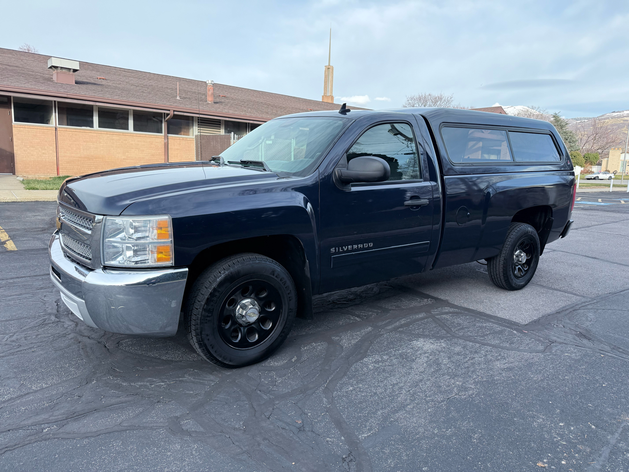 2012 Chevrolet Silverado 1500 2WD Reg Cab 133.0" LT