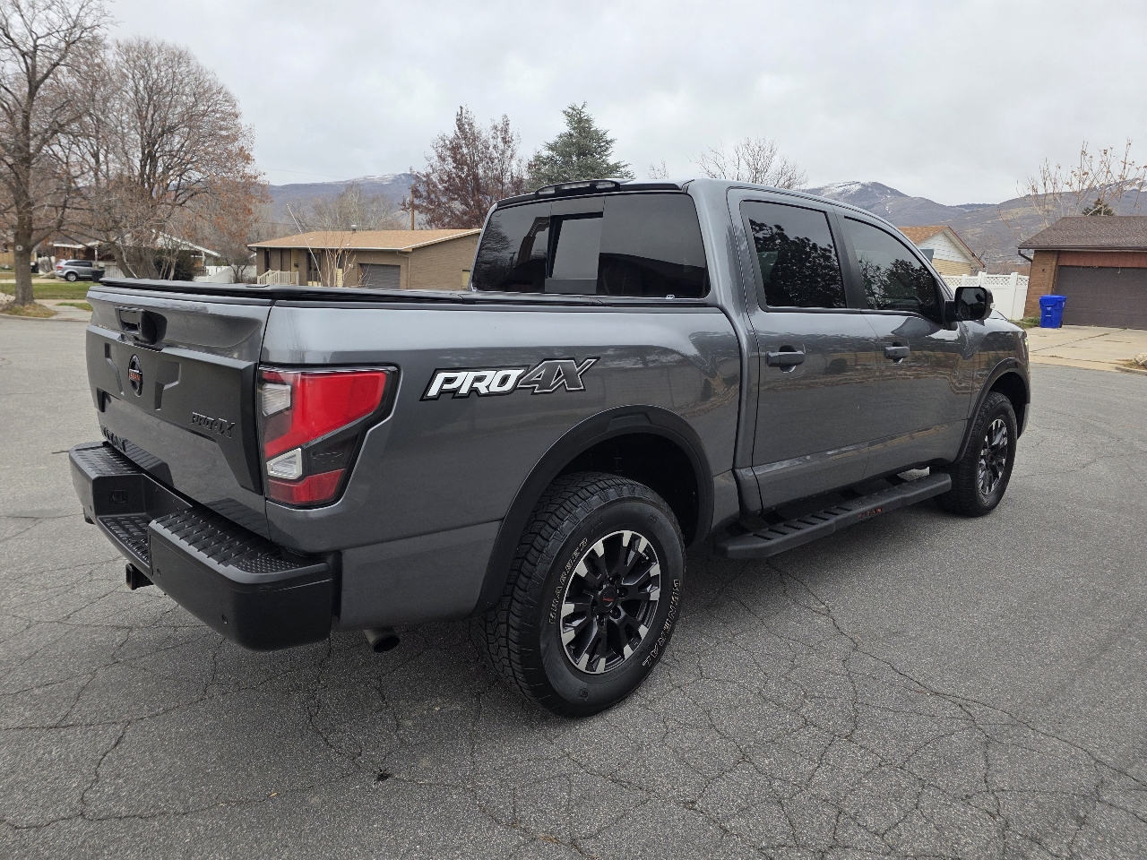Nissan Titan 4x4 Crew Cab PRO-4X 2021