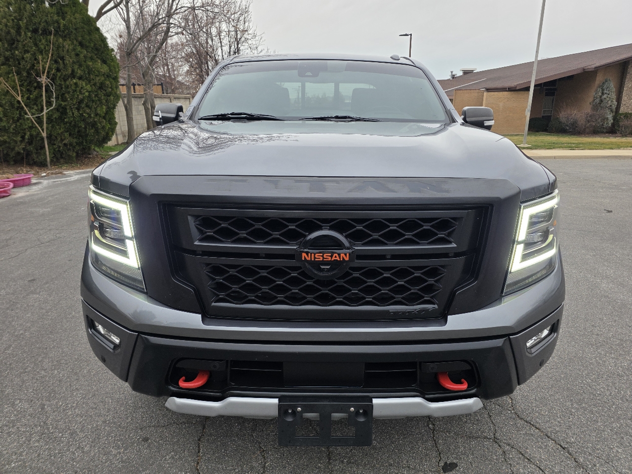 Nissan Titan 4x4 Crew Cab PRO-4X 2021