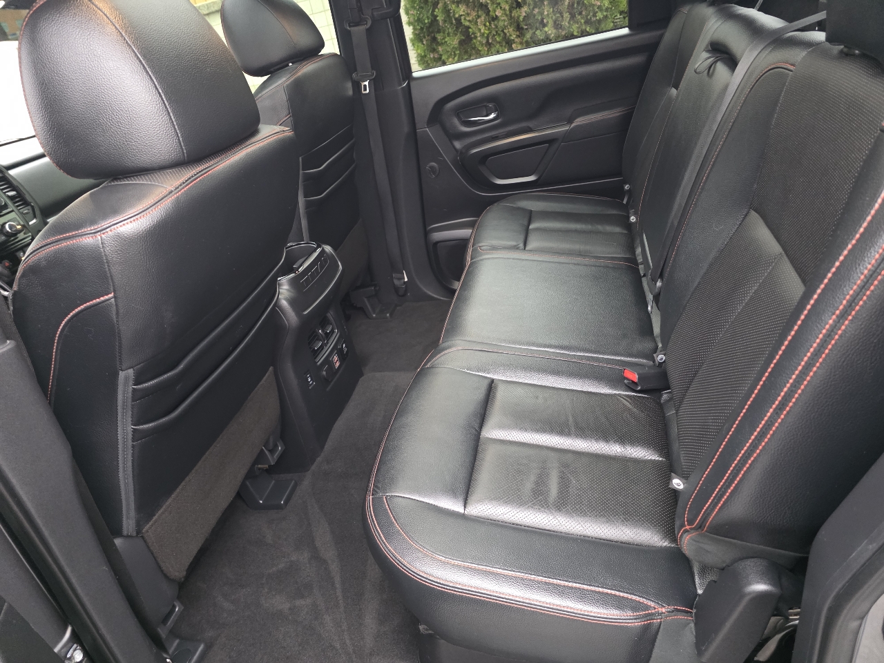 Nissan Titan 4x4 Crew Cab PRO-4X 2021