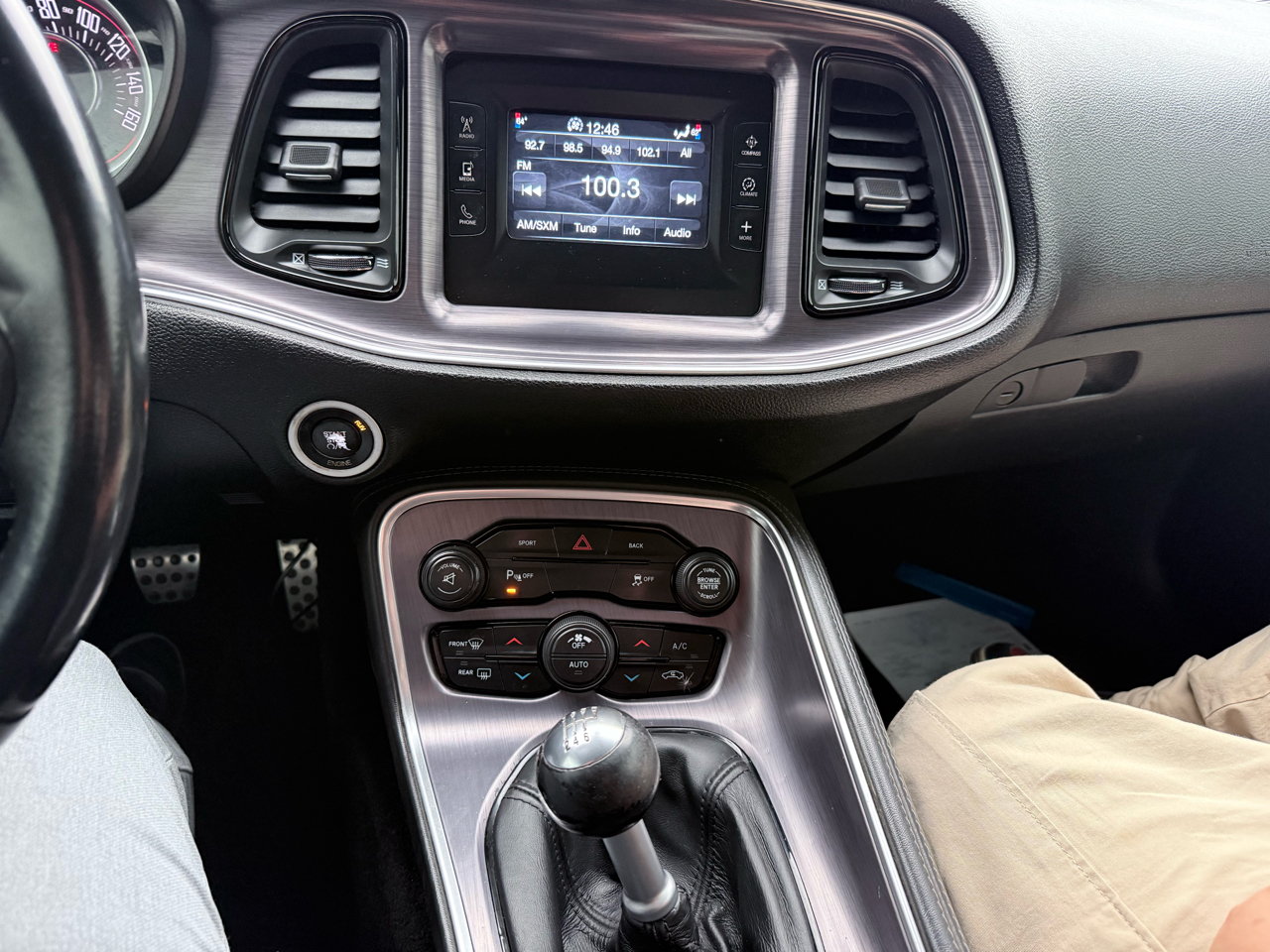 Dodge Challenger 2dr Cpe R/T 2015