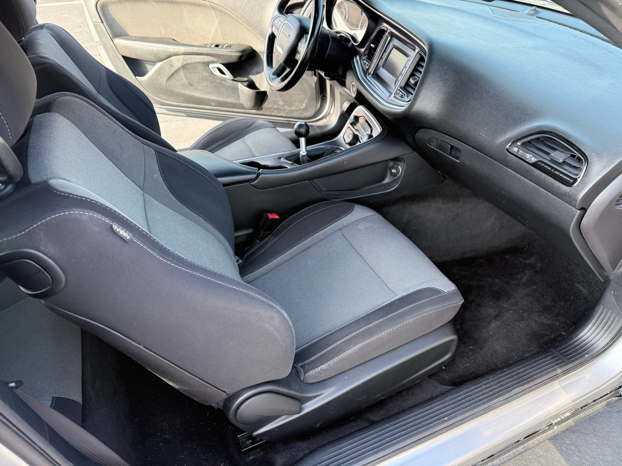 Dodge Challenger 2dr Cpe R/T 2015