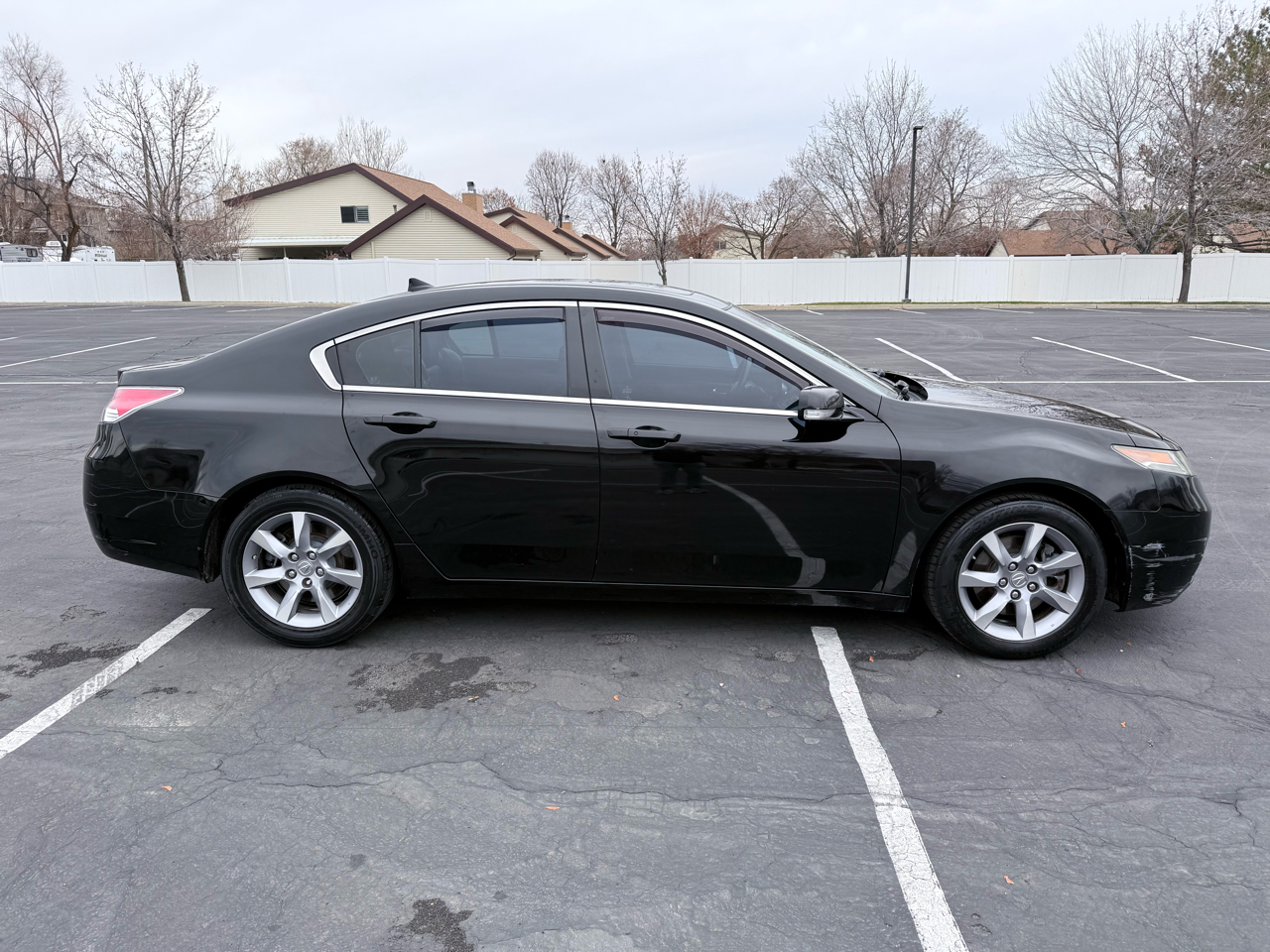 Acura TL 4dr Sdn Auto 2WD Tech 2012