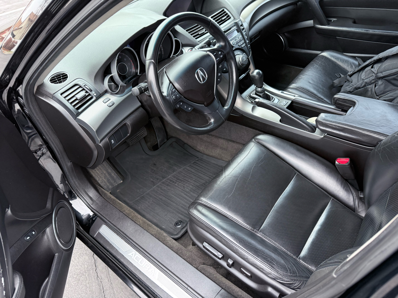 Acura TL 4dr Sdn Auto 2WD Tech 2012