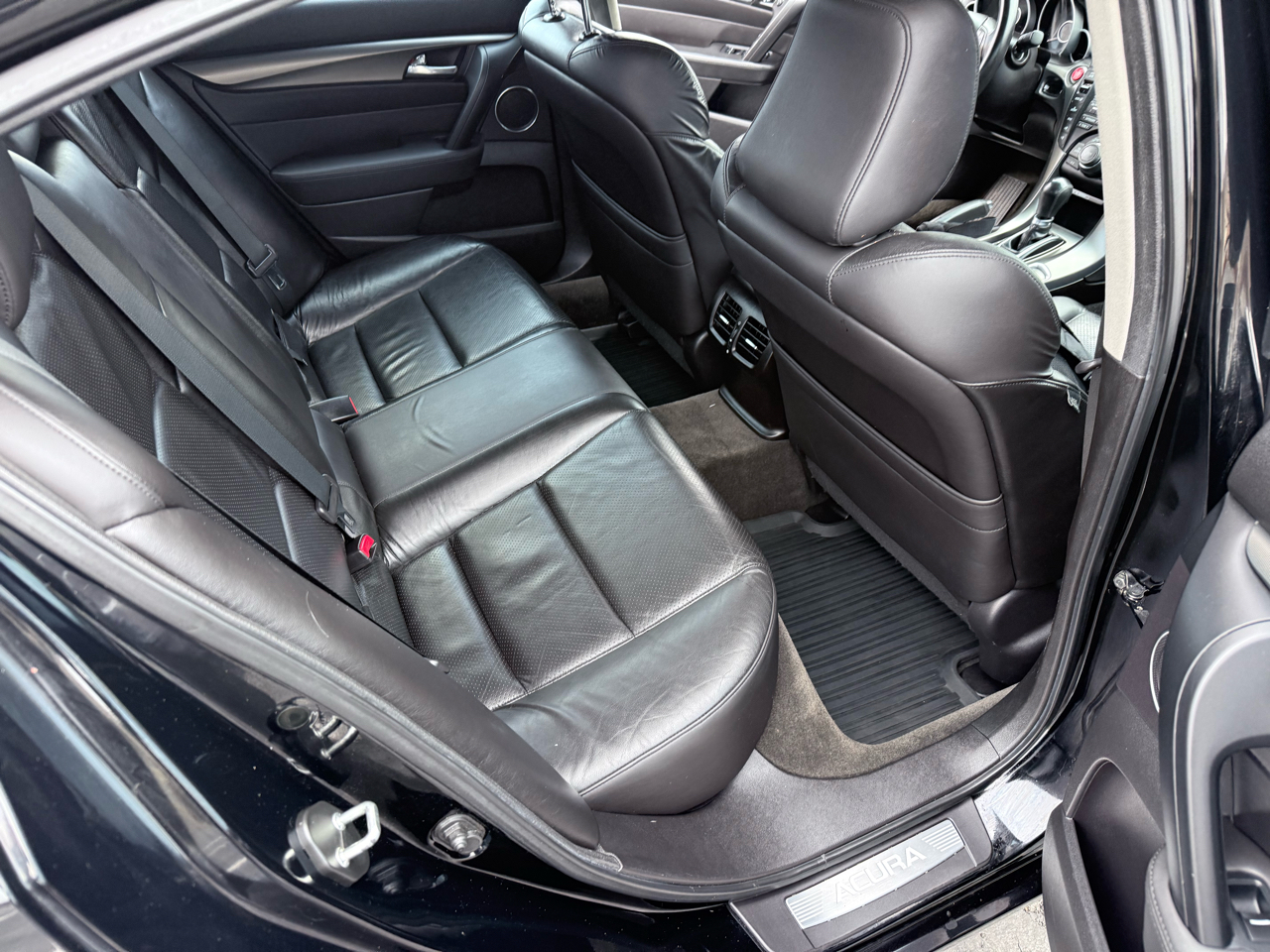 Acura TL 4dr Sdn Auto 2WD Tech 2012