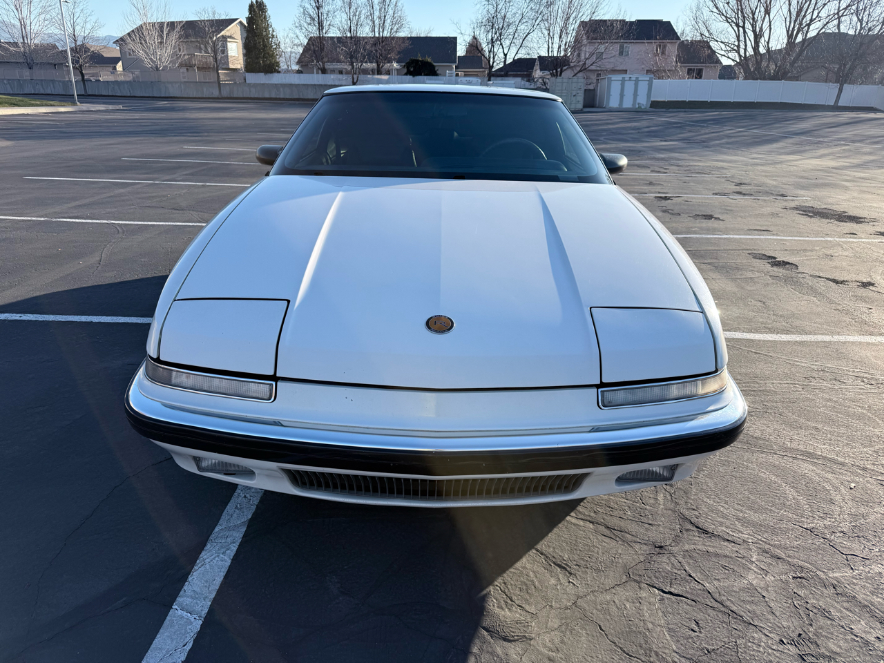 Buick Reatta 2dr Coupe 1990