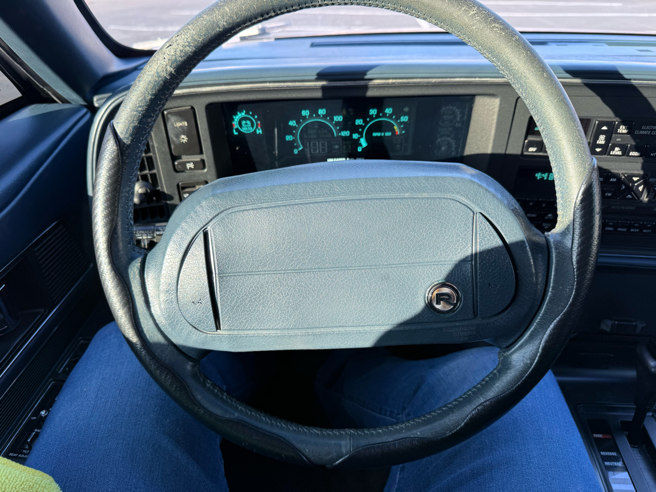 Buick Reatta 2dr Coupe 1990