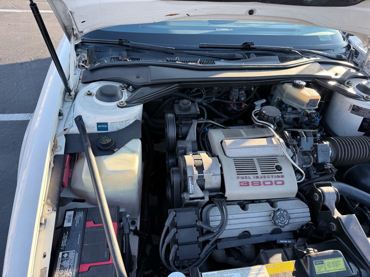 Buick Reatta 2dr Coupe 1990