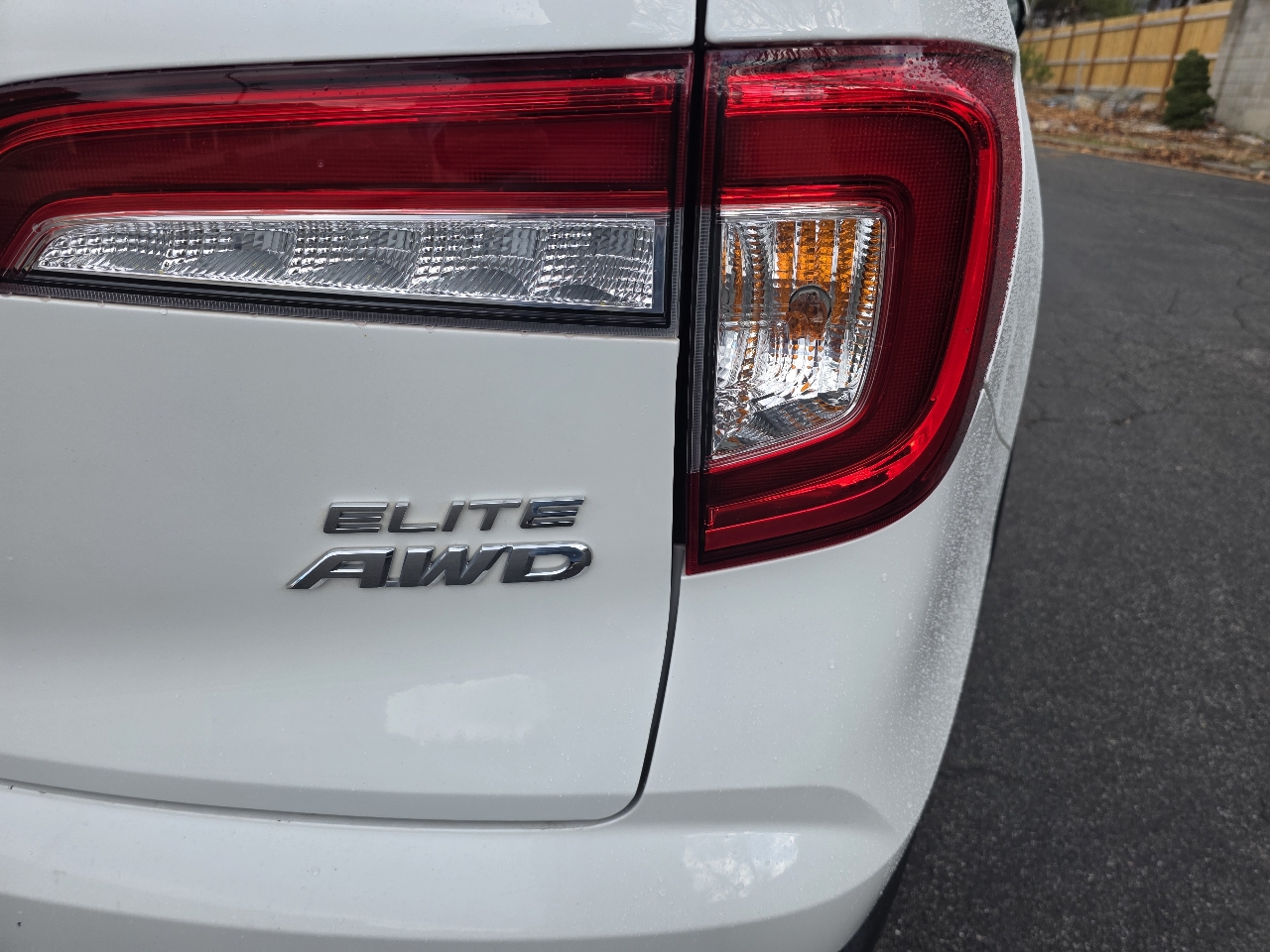 Honda Pilot Elite AWD 2022