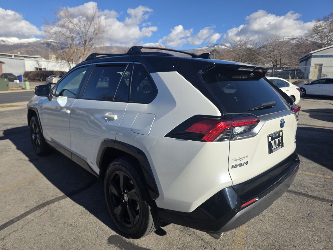 Toyota RAV4 Hybrid XSE AWD (Natl) 2020