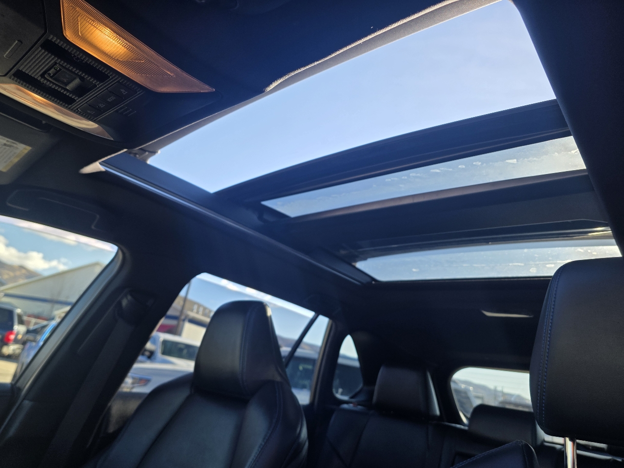 Toyota RAV4 Hybrid XSE AWD (Natl) 2020