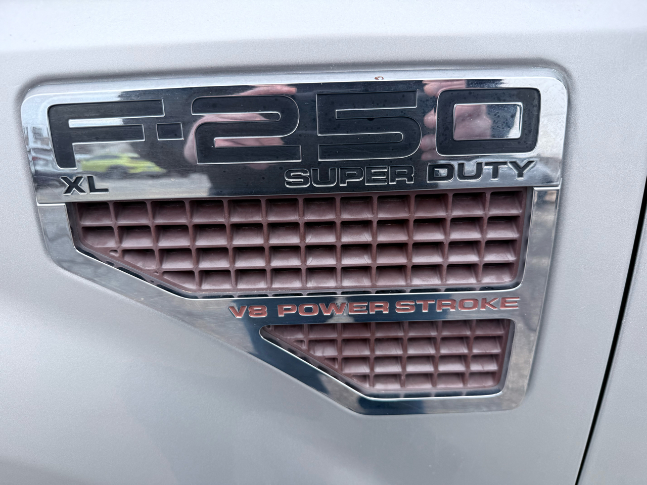 Ford Super Duty F-250 SRW 2WD Reg Cab 137" XLT 2010