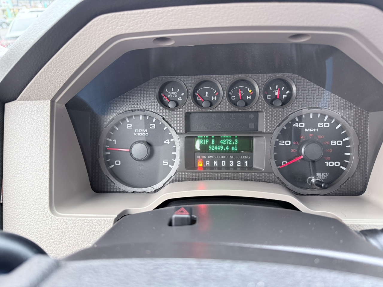 Ford Super Duty F-250 SRW 2WD Reg Cab 137" XLT 2010